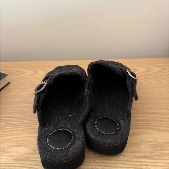 Chloe Black Woven Felt Slip-On Sandals - Picture 3 of 4